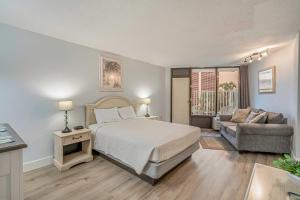 Balcony and Resort Amenities at Myrtle Beach Condo!