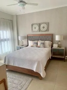 Bello apartamento en Evaristo Morales, 1 BR - Los Prados