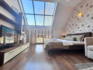 City center , studio apartment , 5 min to the sea