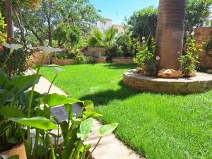 Pension Aretoussa - Піцідія