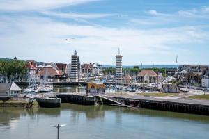 SOWELL HOTELS Le Beach : photos des chambres