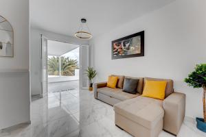 Cute bungalow in holiday valley