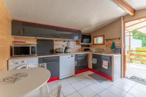 Chalets Clos des Fontaines- Chalet : photos des chambres