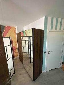 Przestronna i jasna kawalerka z balkonem