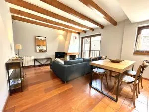 Apartament rústic amb llar de foc by RURAL D'ÀNEU - 瓦伦西亚德奥尼