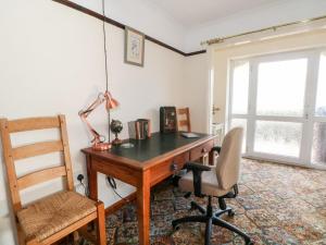 Hawksbridge Bungalow