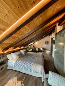 Queen Suite with Spa Bath room in Hotel La Neu