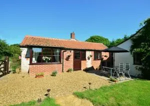 Holly Cottage - Erpingham