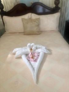 Private 2 Bedroom Beachfront Penthouse Condo Ocho Rios, Jamaica