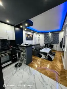 Apartmani AMONA STAN NA DAN - Karuše