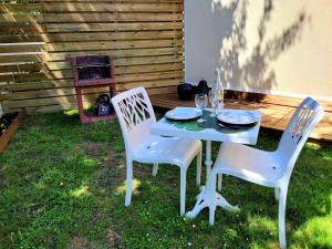 Maisons de vacances Copacabana TINY HOUSE studio terrasse jardin : photos des chambres