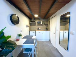 The Hipstel Parallel