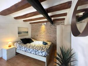 The Hipstel Parallel