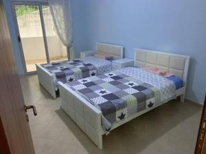 Nice Lungomare Beach Full Apartment in Vlora.