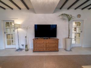 Amazing Guest Cottage in Nottingham with Parking! - Pass the Keys