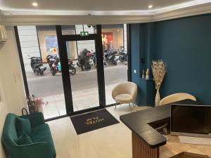 Hotels Hotel P.L.M. : photos des chambres