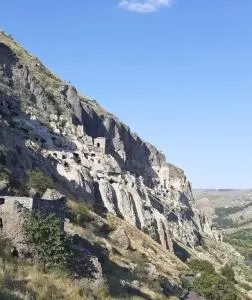 Vardzia Сhachkari - Ortahanak