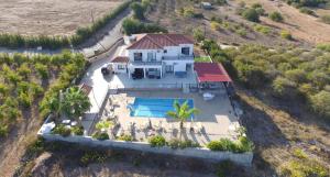 Nayia Paradise - Luxury and Private 5BR Villa for 10 - Huge Pool - Panoramic Sea Views