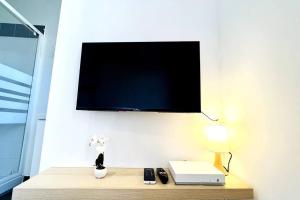 LE RAPHAEL - Studio à 10 min de la mer - Wifi et Climatisation