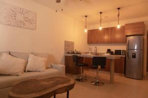 Seuia Departamentos con alberca a pasos del lago