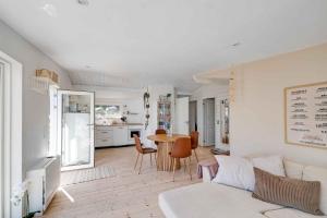 Beautifully Situated Summer House With Sea View