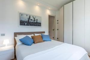 Exclusive-LakeView Bella Vista Orta G&G