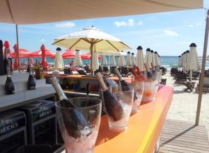 SOPHIA LAKE VIEW SUITE