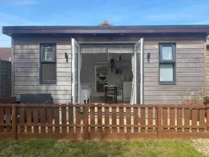 The Garden room - Hawley Bottom