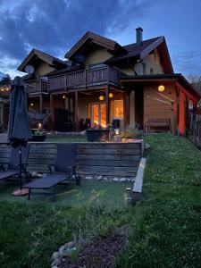 Dreiländerblick, 150 meter van piste met tafeltennis