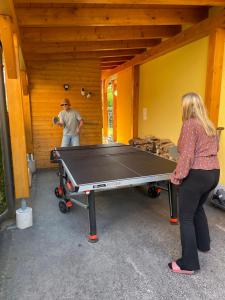 Dreiländerblick, 150 meter van piste met tafeltennis