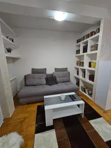 Duca apartmani - Nikinci