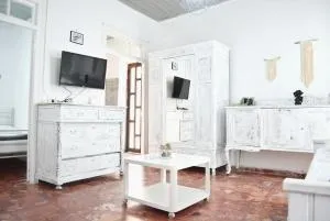 Giagia Annousio - Dhriopís