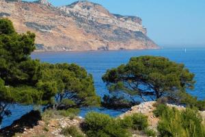LA FAVORITE - Centre de Cassis - Climatisation