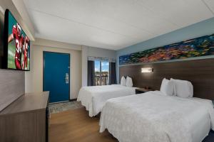 Red Roof Inn PLUS & Suites Virginia Beach - Seaside