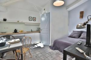 Apartments - La Bastide Bleue photo 24