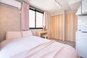 Designed apart ment Yamanote Line Shin-Okubo Sta 3 min walk