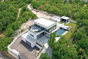 Luxury Villa Cloer, Jadranovo - NEW 5 star Villa 100m from the sea