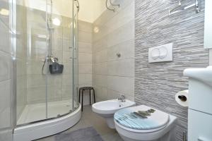 Family friendly apartments with a swimming pool Vodnjan, Fazana - 21040