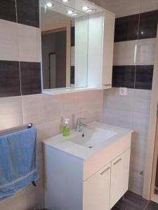 Holiday house with a parking space Ostrvica, Omis - 21086