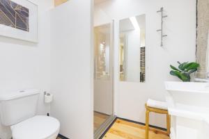 OX Apartments B Places