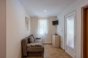 Holiday house with a swimming pool Stari Grad, Hvar - 17911