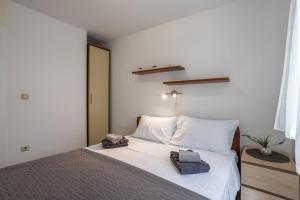 Holiday house with a swimming pool Stari Grad, Hvar - 17911