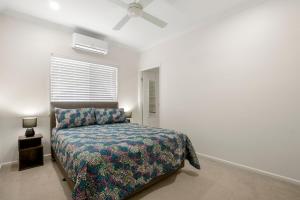 Nothling 66 Moffat Beach