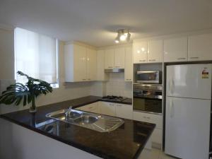 BUCHN - 2BR in Balmain With Pool & Gym Facilities