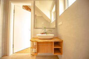 DASWEINBERG contactless check-in