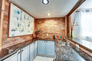 Stepthe French Quarter