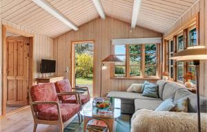 Stunning Home In Fårevejle With Wifi