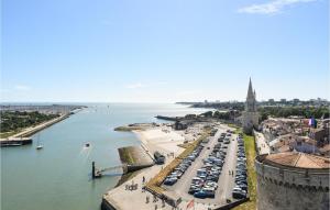 Appartements Amazing Apartment In Royan With Wifi And 2 Bedrooms : photos des chambres