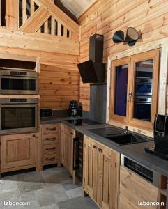 Maisons de vacances Chalet Le Montagnard SPA & SAUNA - Lits faits - Serviettes - Peignoirs - Menage inclus : photos des chambres