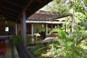 Villa Sarah Nafi, amazing ocean views